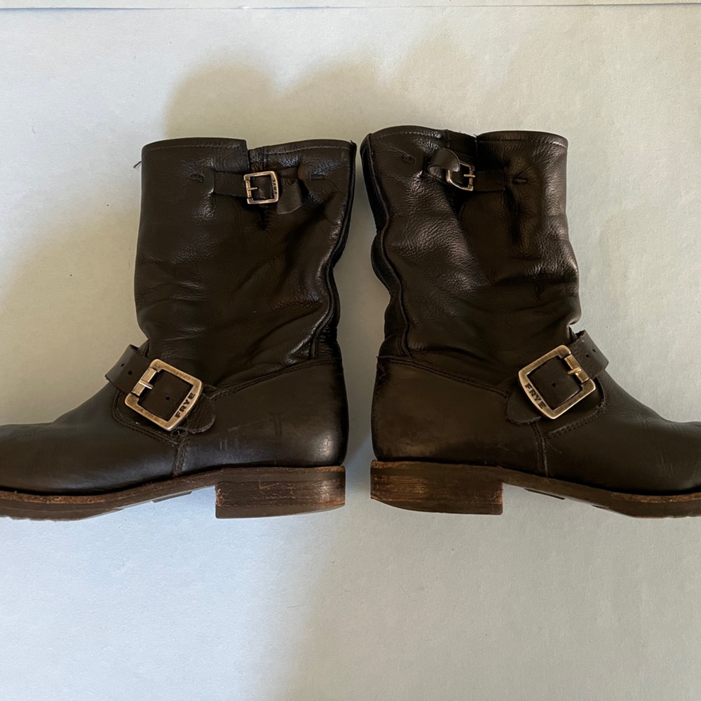 Frye boots, black, size 7.5, slouchy style, very comfortable!